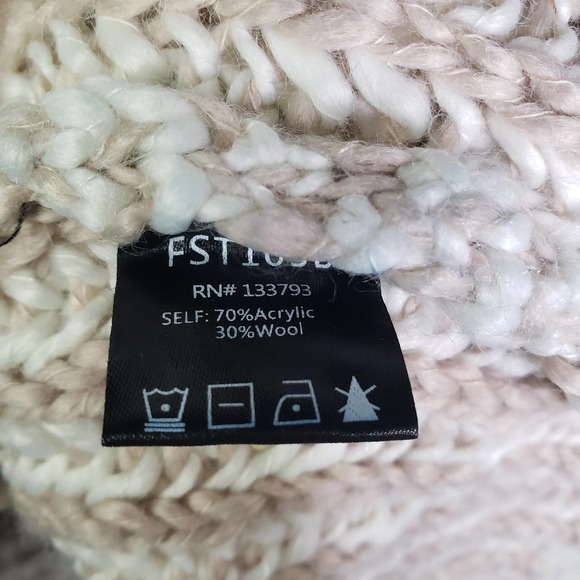 POL Chunky Knit Oversized Sweater S Tan‎ Ivory V-Neck Slouchy - Picture 9 of 9